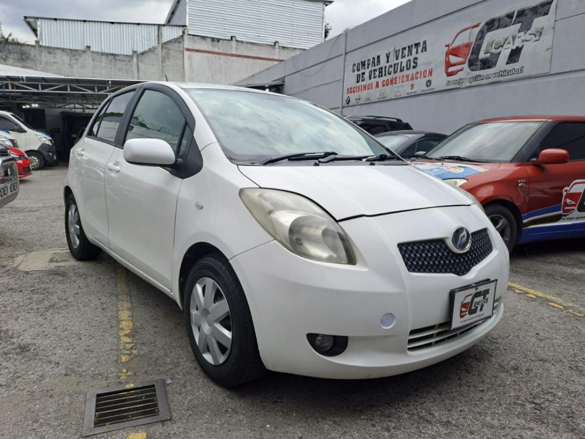 TOYOTA VITZ - 2006