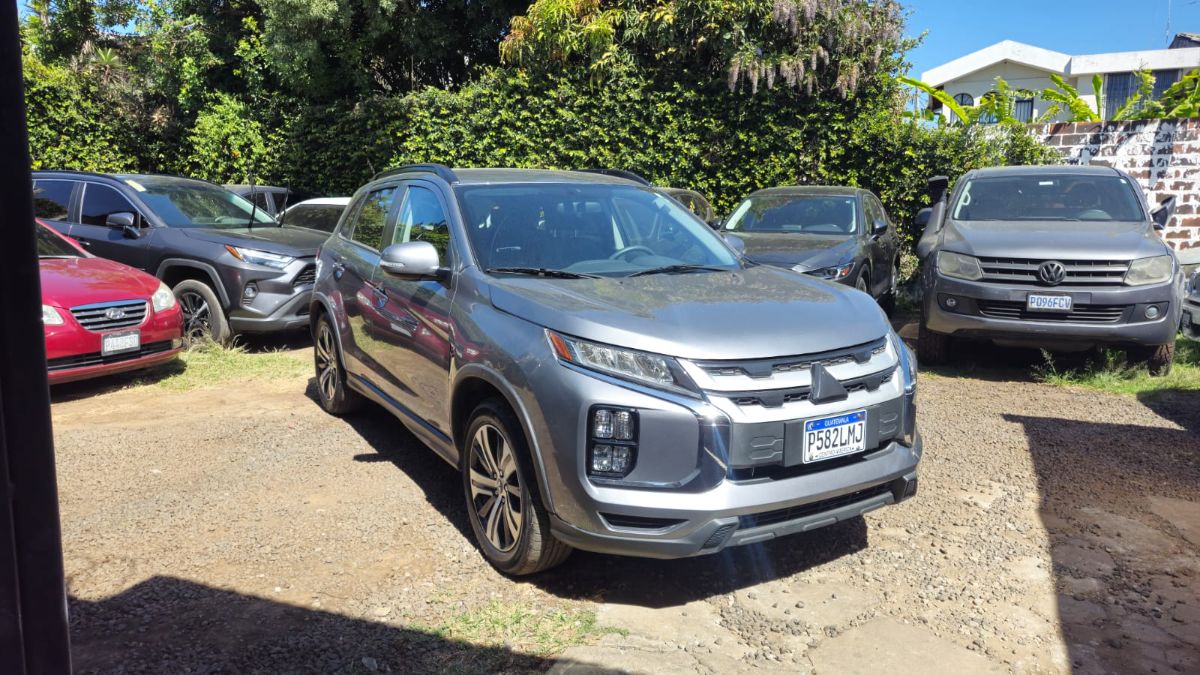 MITSUBISHI RVR - 2023