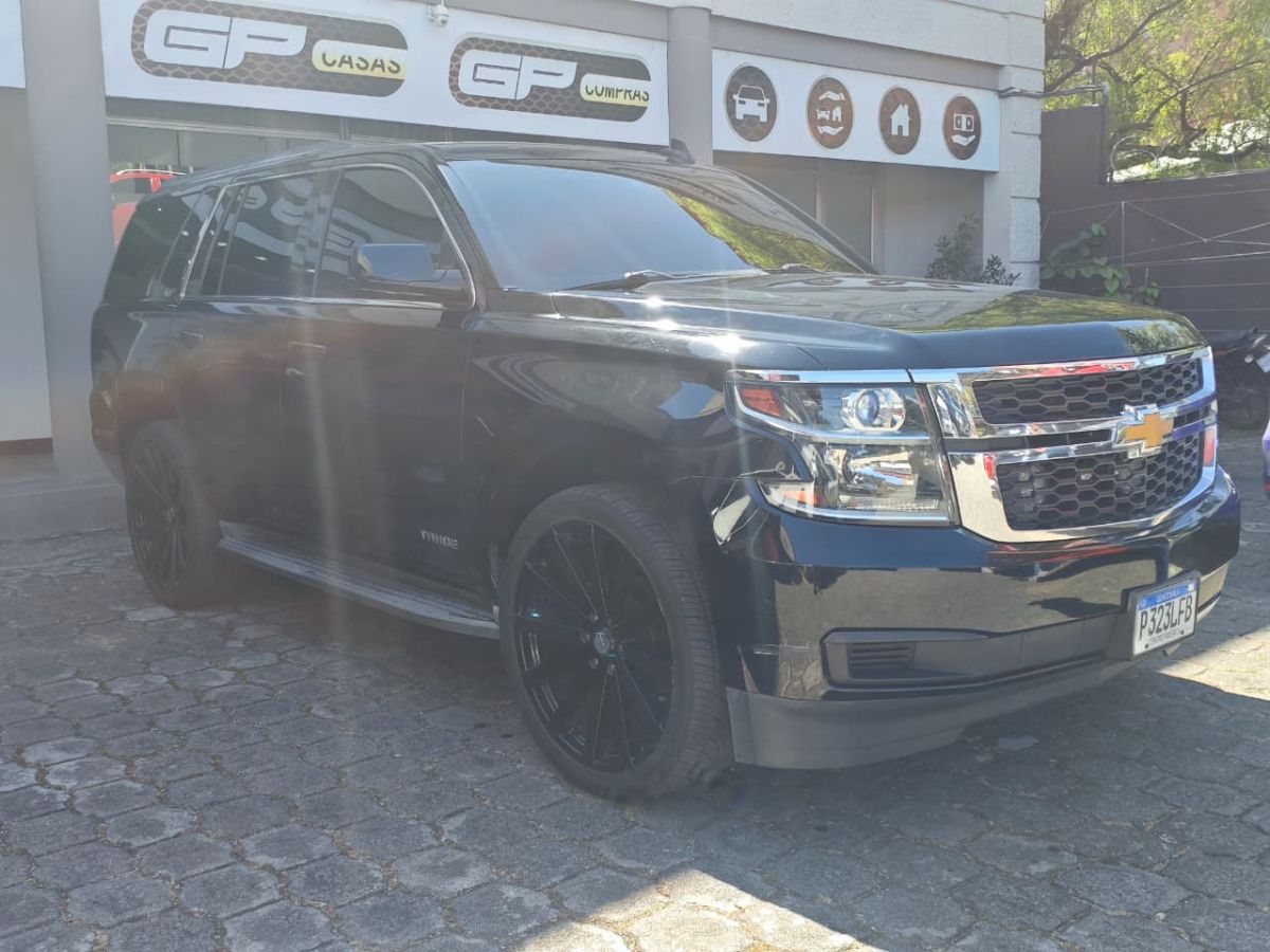 CHEVROLET TAHOE LT - 2016