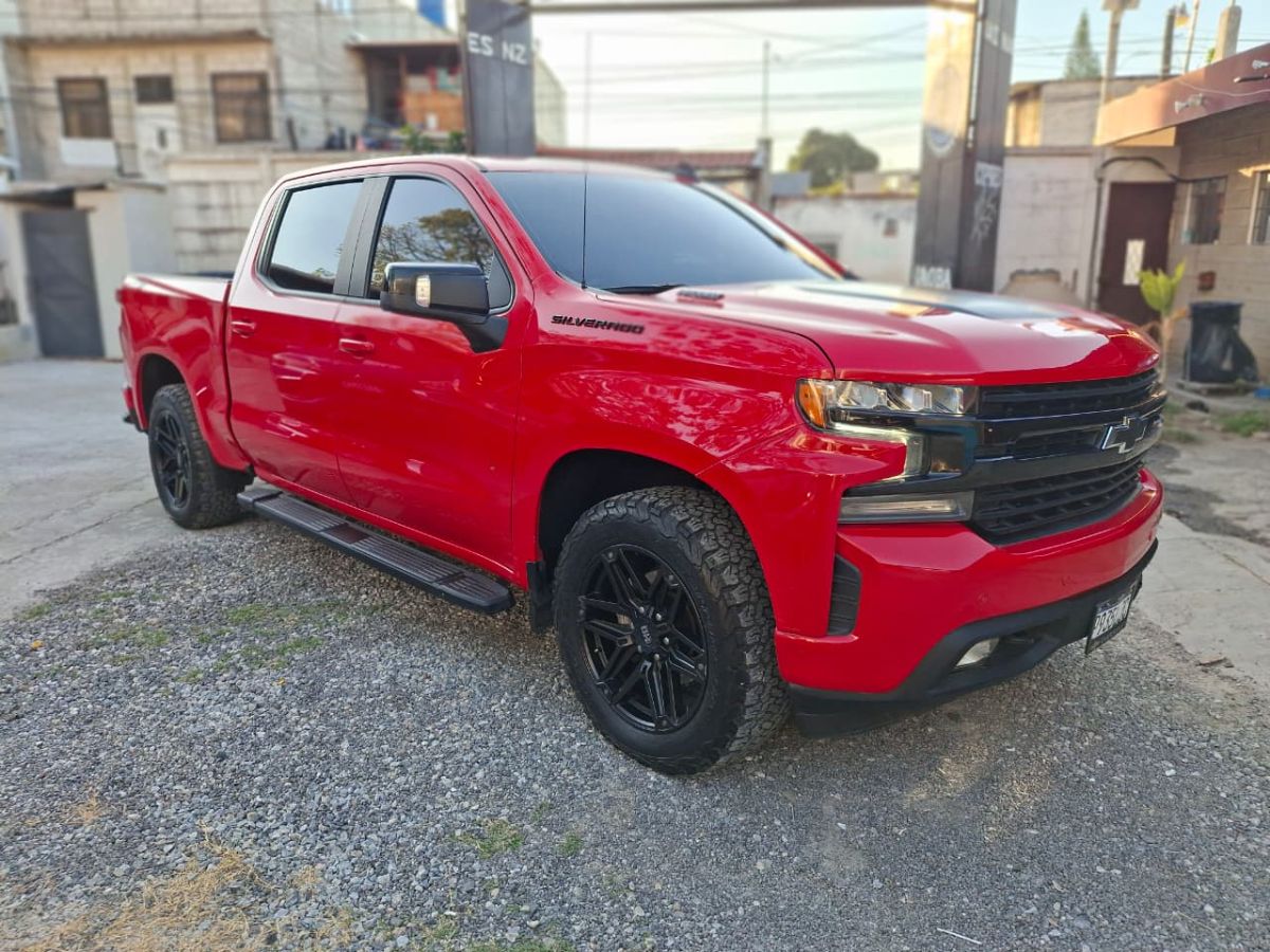 CHEVROLET SILVERADO - 2022