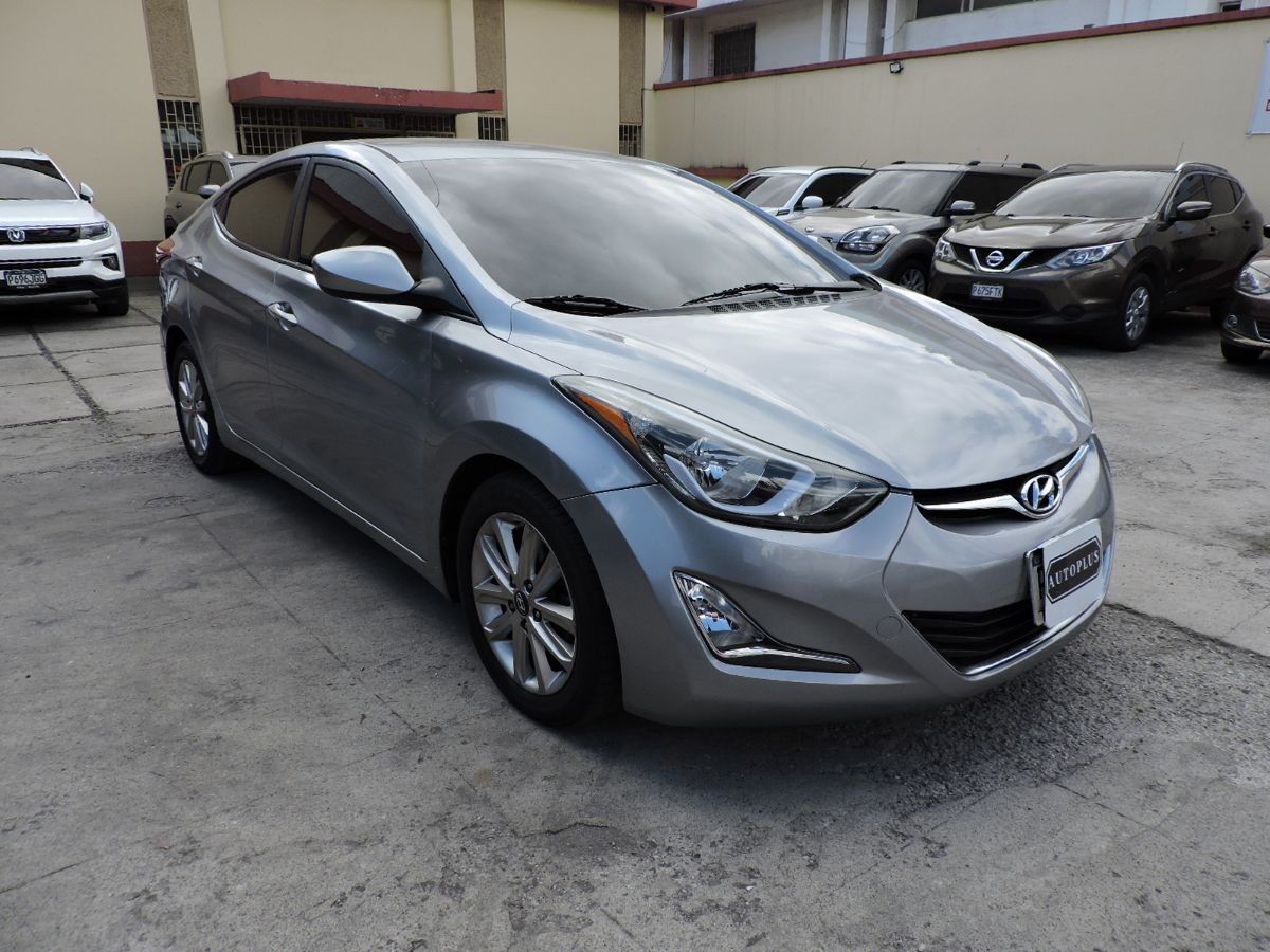 HYUNDAI ELANTRA - 2015