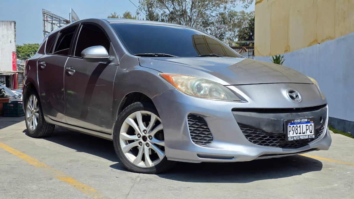 MAZDA 3 TOURING - 2012