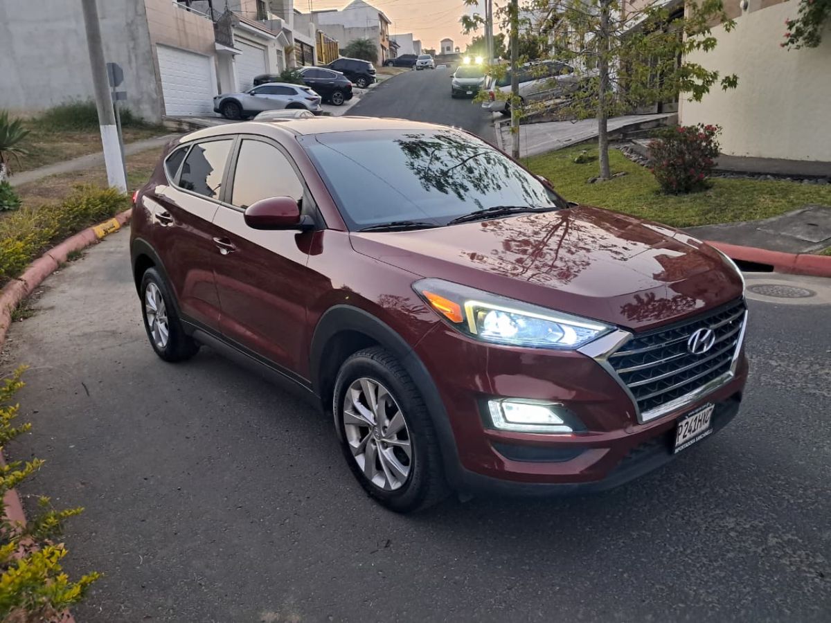 HYUNDAI TUCSON - 2019