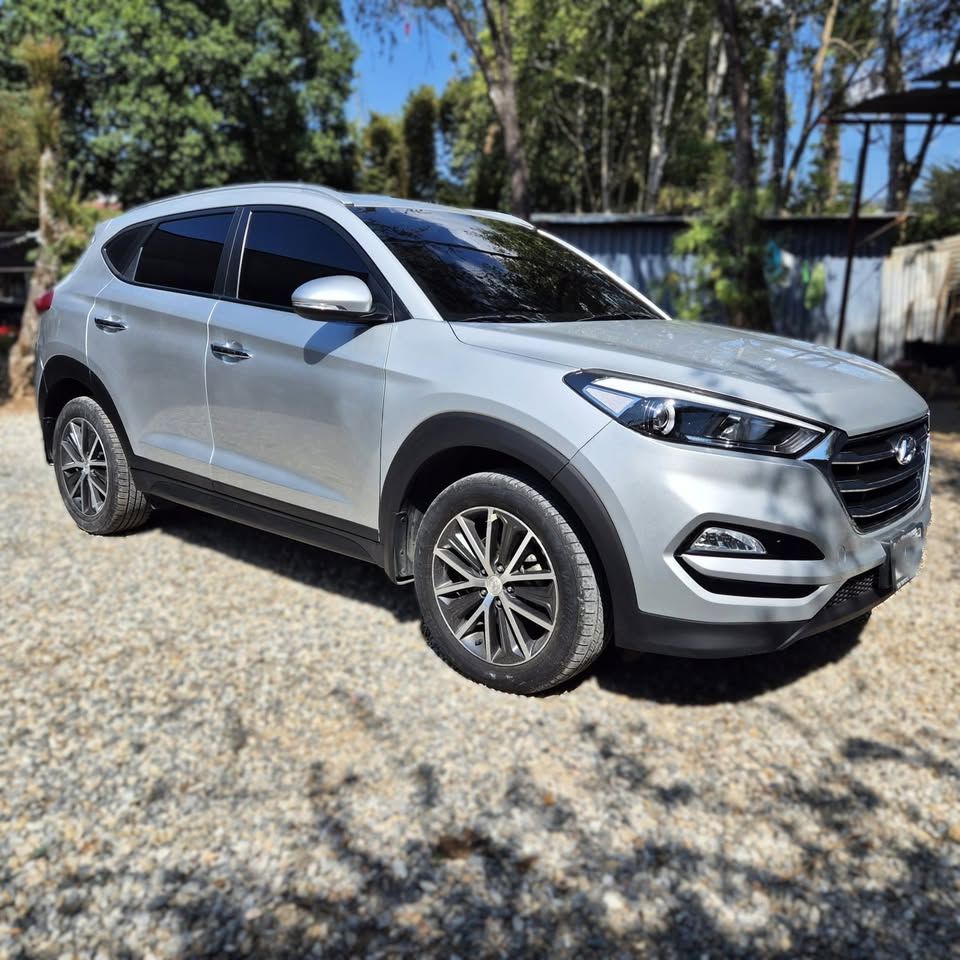 HYUNDAI TUCSON - 2016