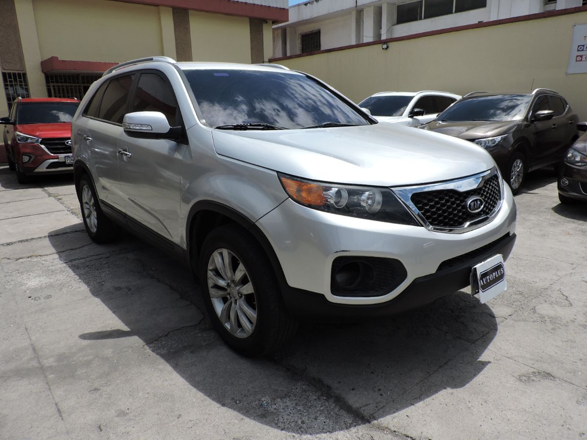 KIA SORENTO - 2012