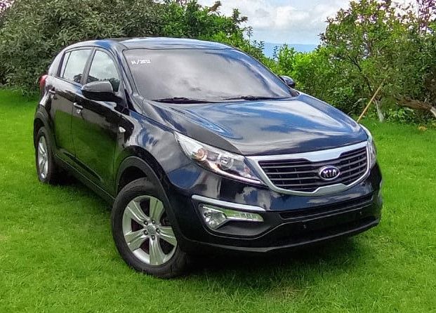 KIA SPORTAGE - 2012