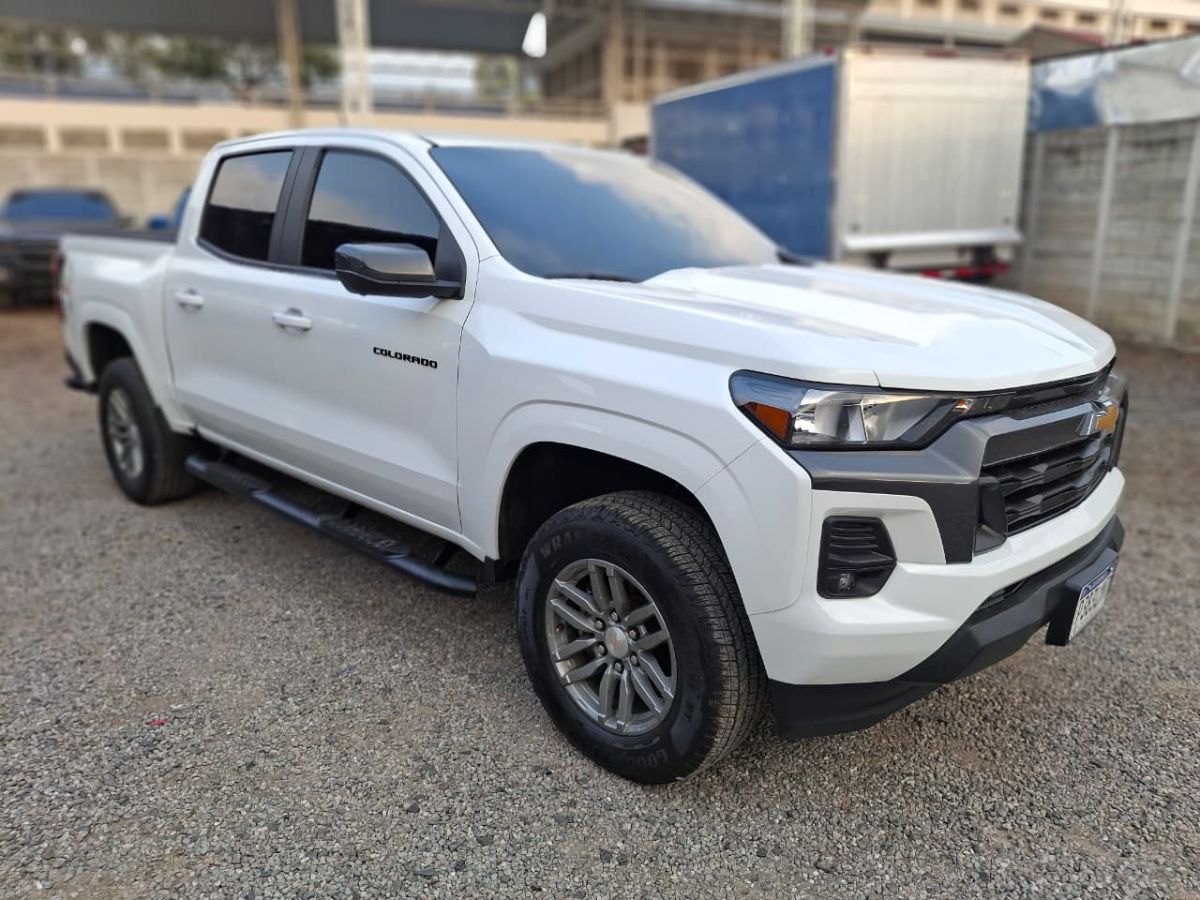 CHEVROLET COLORADO - 2023