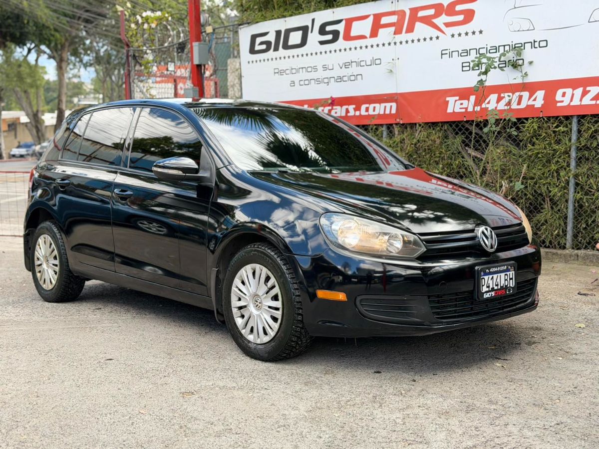 VOLKSWAGEN GOLF - 2014