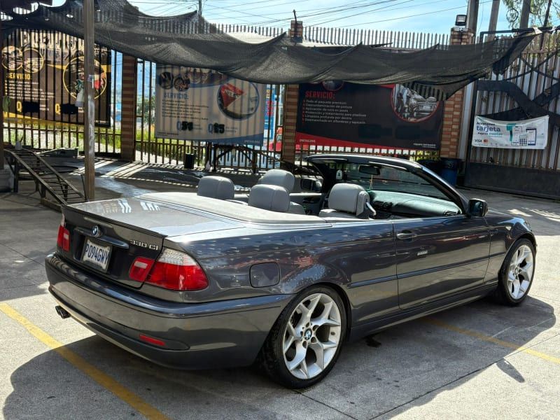 BMW 330 - 2005