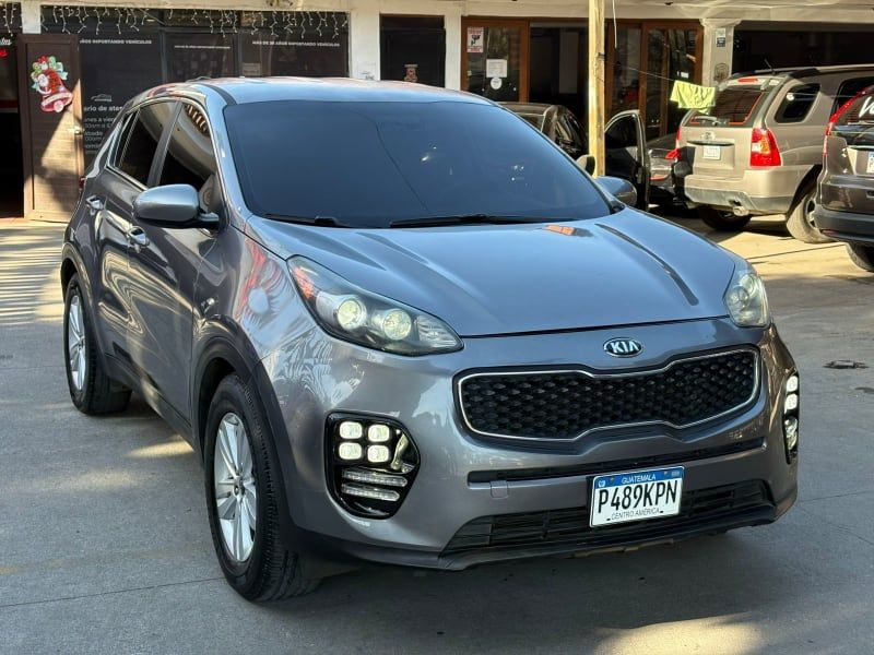 KIA SPORTAGE EX - 2019