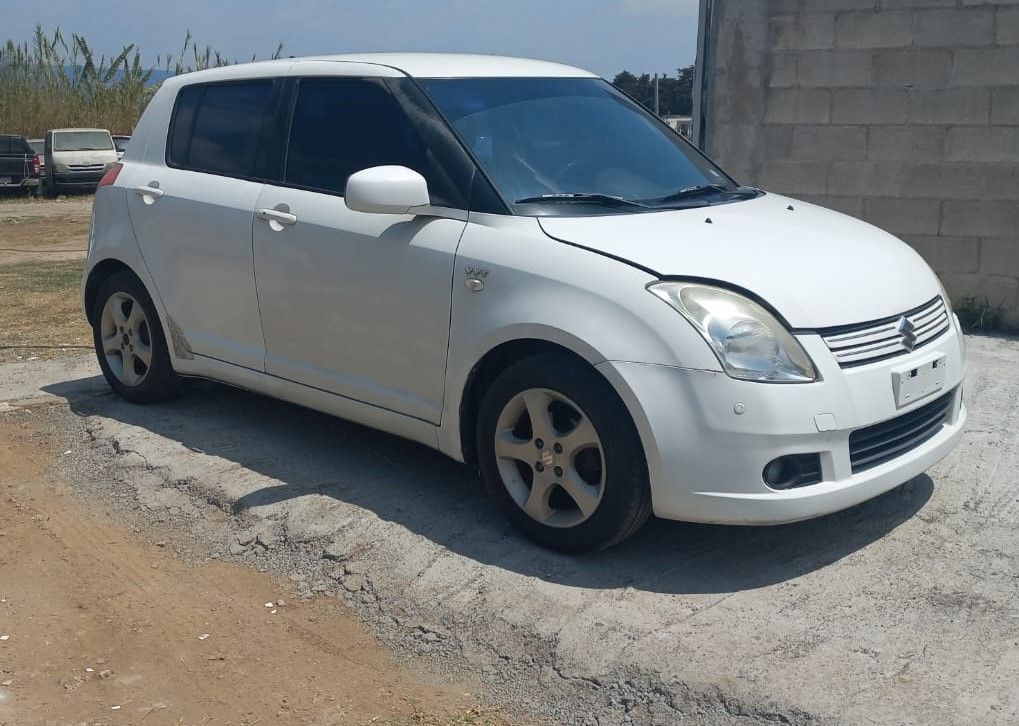SUZUKI SWIFT - 2006