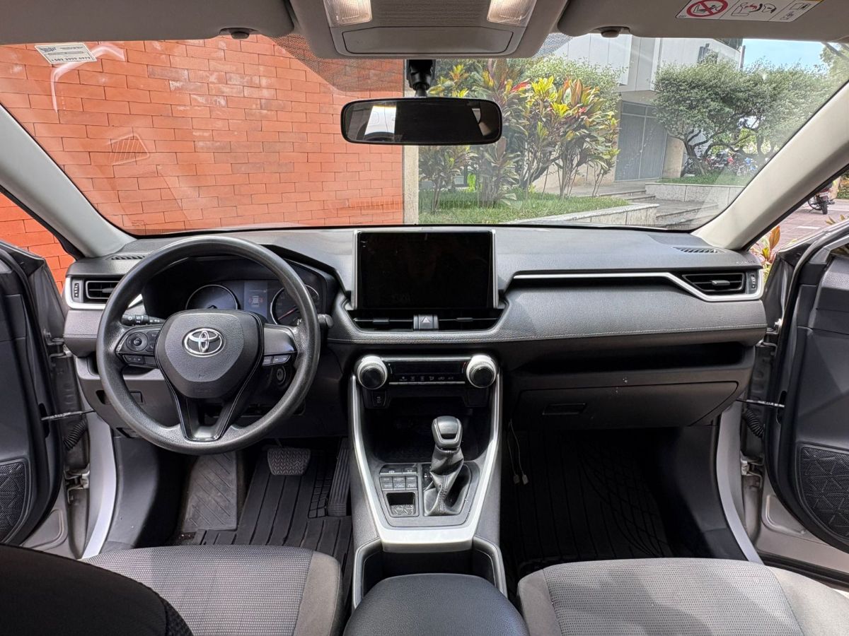TOYOTA RAV-4 - 2023