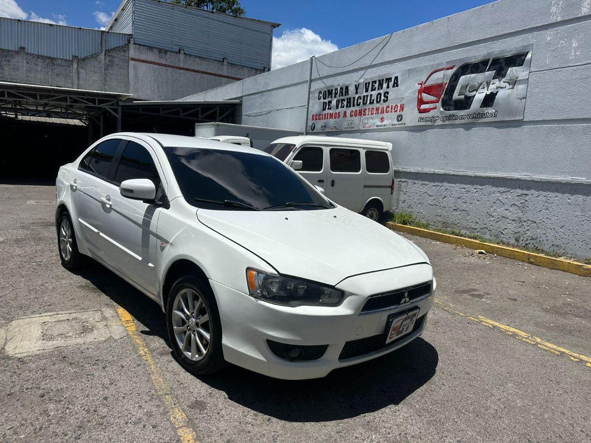 MITSUBISHI LANCER - 2015