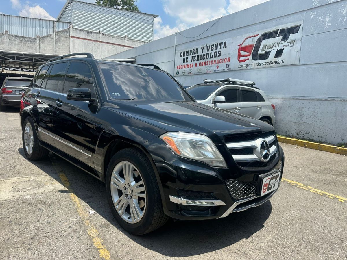 MERCEDES-BENZ GLK350 - 2013