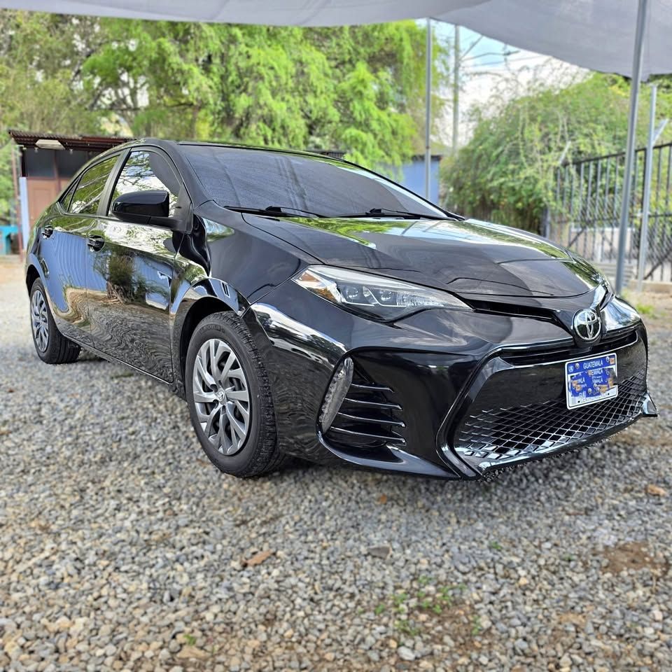 TOYOTA COROLLA - 2017