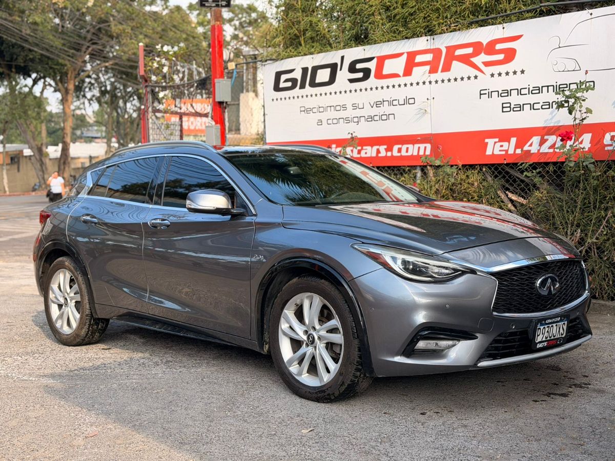 INFINITI  QX30 - 2020