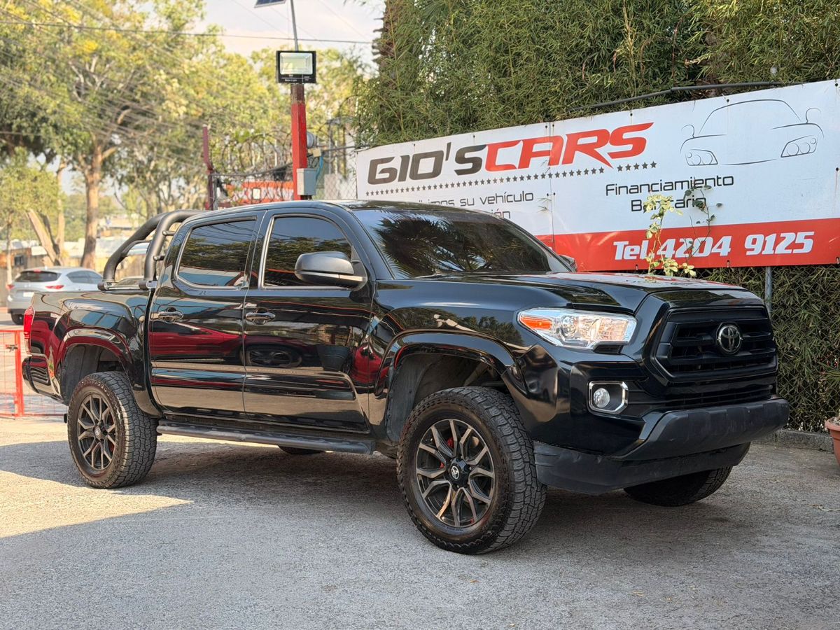 TOYOTA TACOMA - 2020