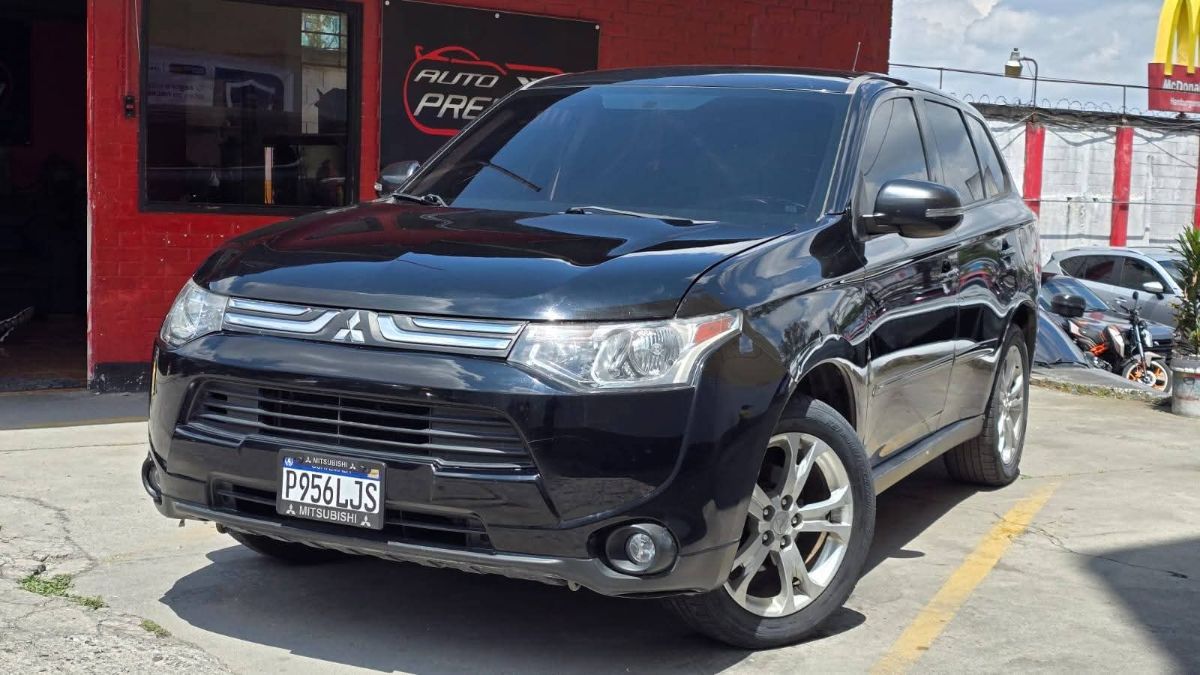 MITSUBISHI outlander - 22014