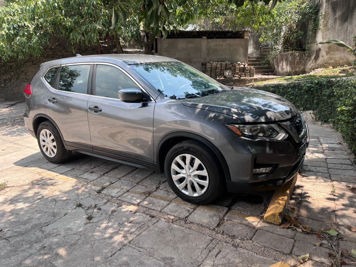 NISSAN ROGUE SPORT - 2017