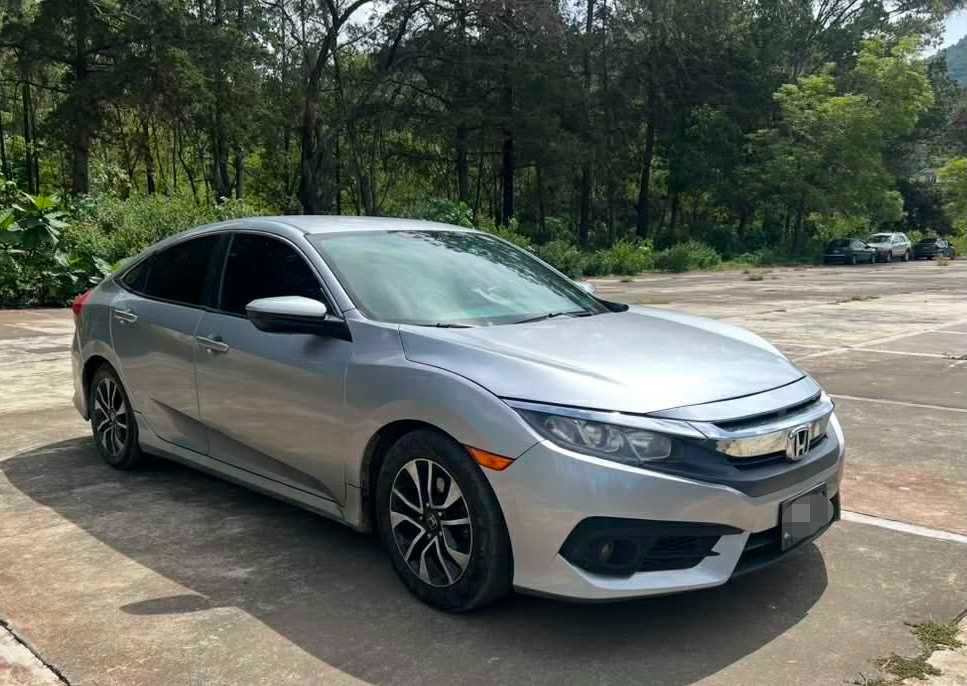 HONDA CIVIC LX - 2017
