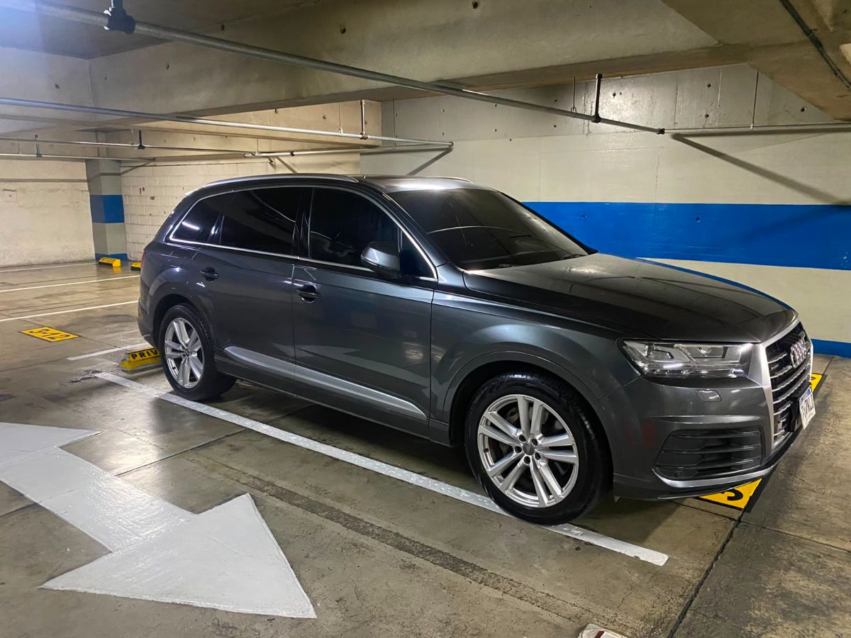 AUDI  Q7 S line  - 2018