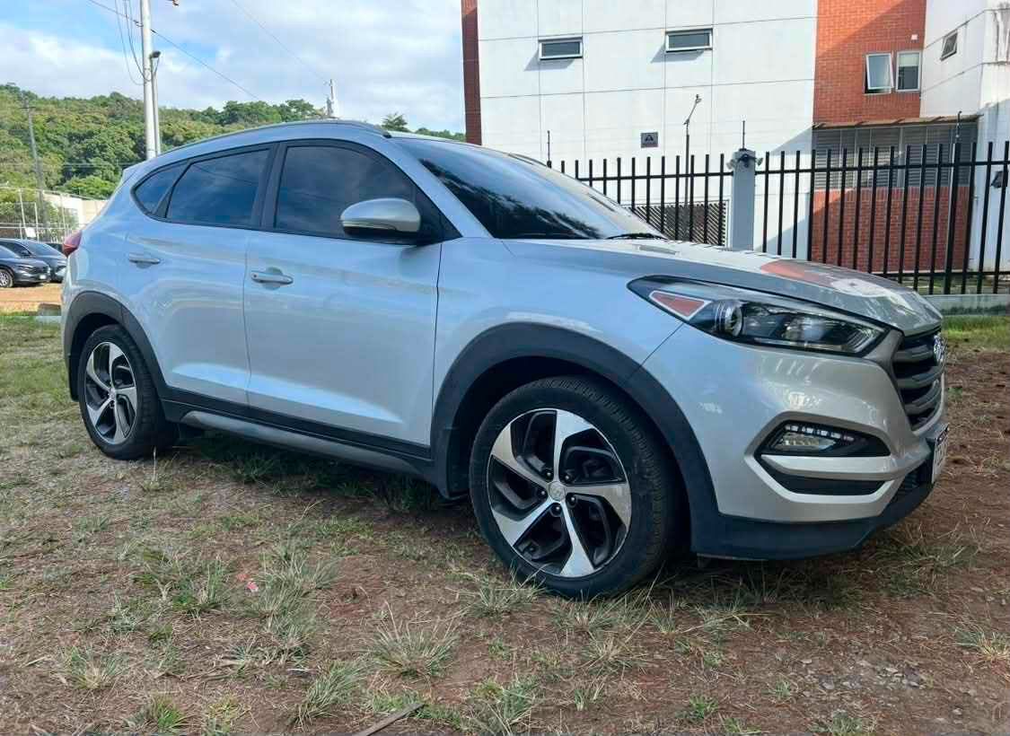 HYUNDAI TUCSON - 2016