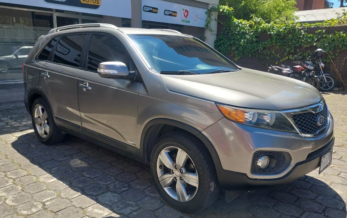 KIA SORENTO - 2012